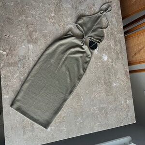 NWT White Fox Boutique Break My Stride Midi Dress Khaki Green Small